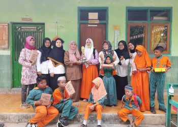 Usai Apel Pagi, Ada Pembagian Hadiah